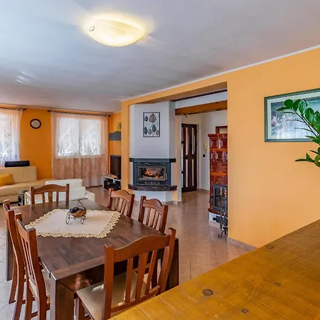 Lovely In With Outdoor Swimming Pool Holiday home *